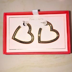 Gold heart hoop earrings